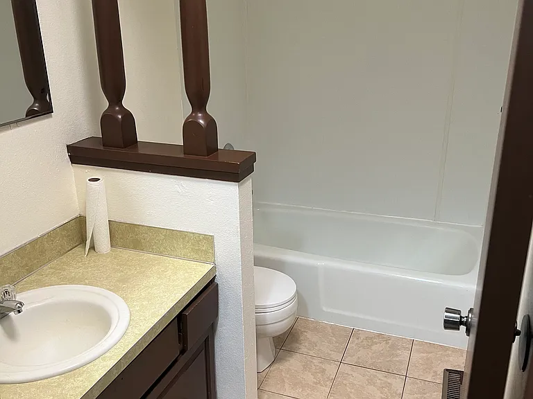 326 25th Avenue Ct #B — Photo 14