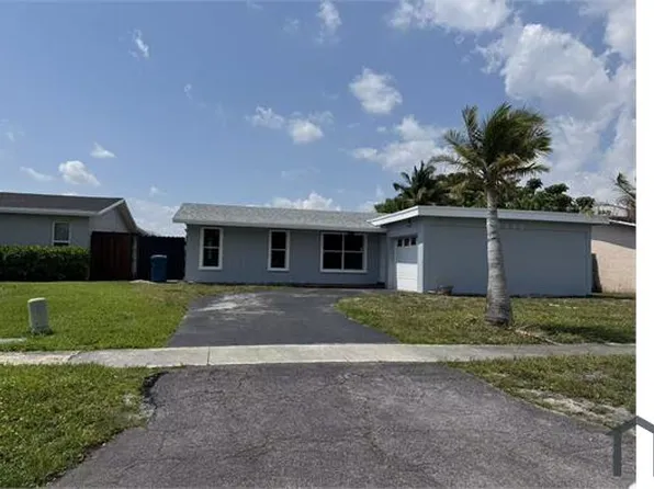 12020 NW 32nd Mnr, Fort Lauderdale, FL 33323