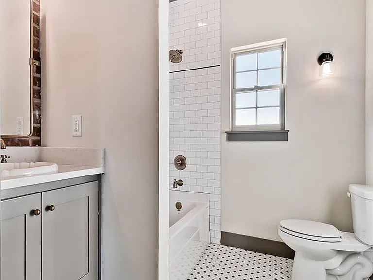 195 N Chicago Way #2 — Photo 11