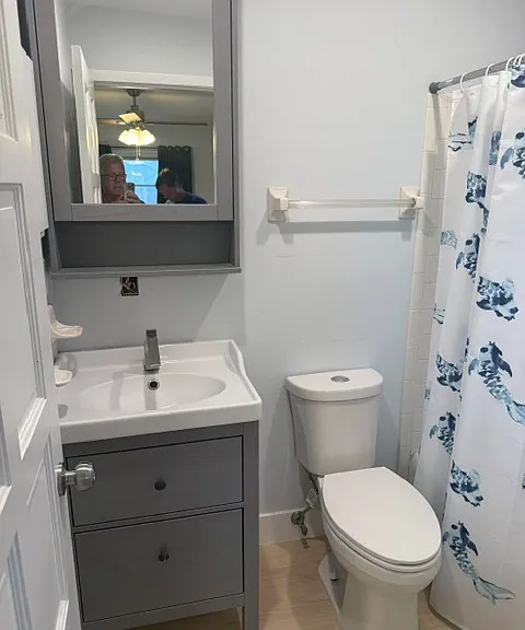 Master En-suite Bath