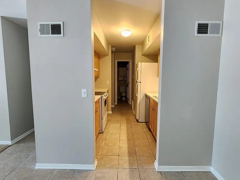 560 Shorely Dr #204 — Photo 12