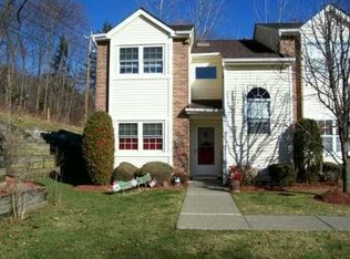 73 Brick Pond Rd, Middletown, NY 10940