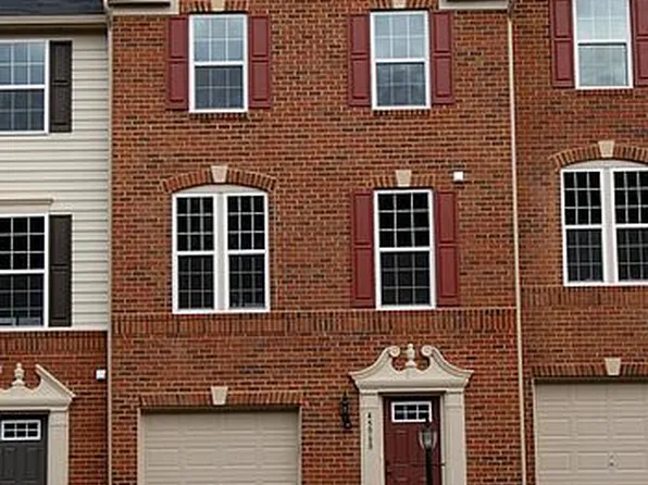 45986 Iron Oak Ter, Sterling, VA 20166