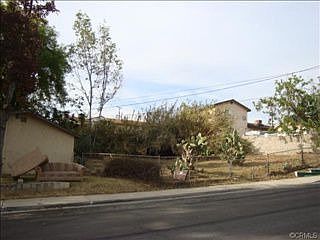 4th image of 1809 Bailey Ave
