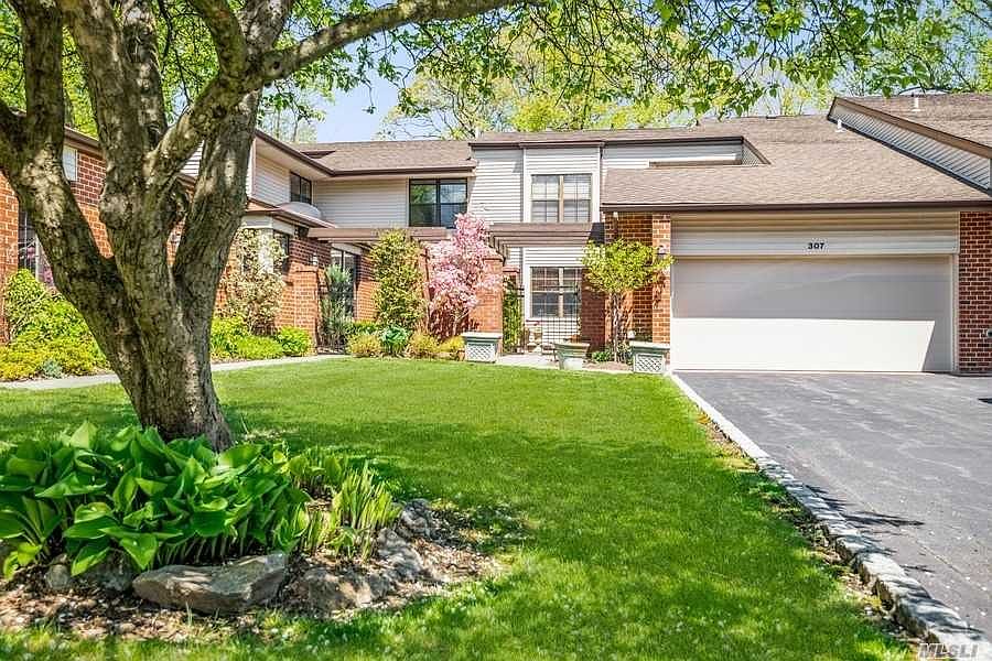 1st image of 307 Aerie Ct