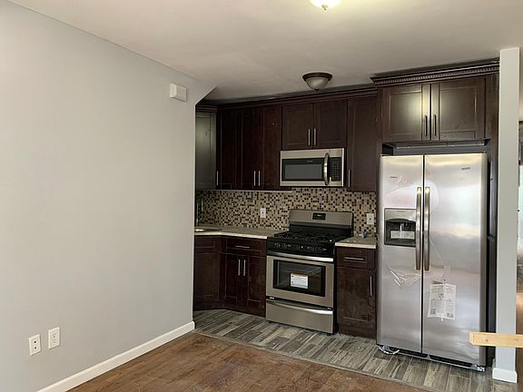 3rd image of 10411 Rosita Rd #1