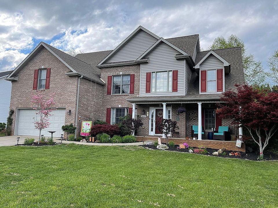 1st image of 8849 Brookhaven Dr
