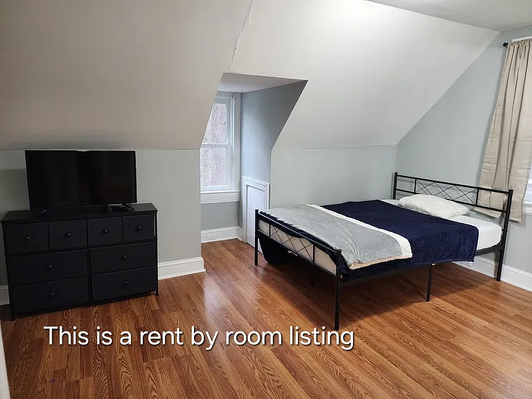 558 Avent St — Photo 13