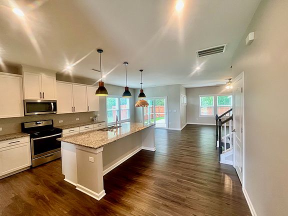 2nd image of 1103 Talbot Pl