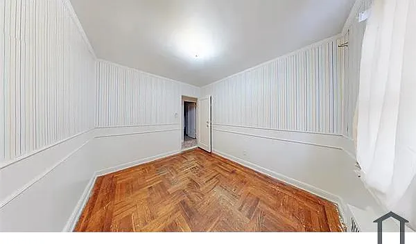 1073 Clarkson Ave #10 — Photo 10