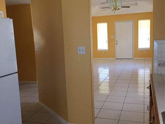 3rd image of 205 Dove St #House