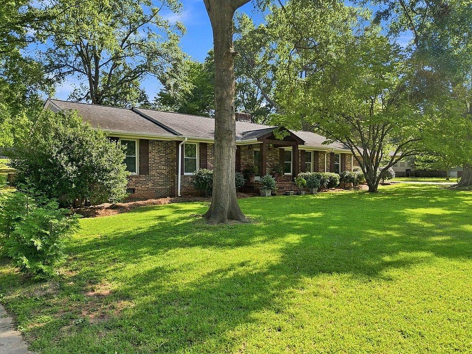 1st image of 6 Covington Rd