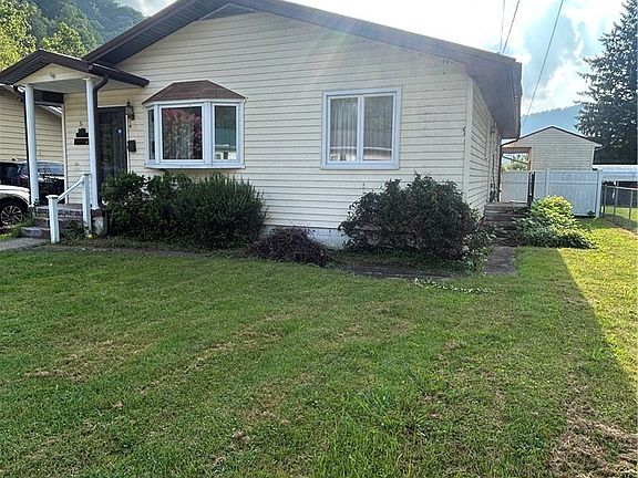 2nd image of 31 Lincoln Ct