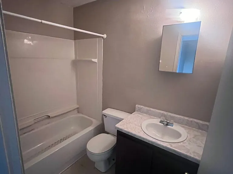 501 N Church St #2 — Photo 6