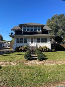 109 N Lincoln St, Sheffield, IA, 50475