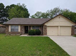 5541 Wood Vw, North Richland Hills, TX 76180