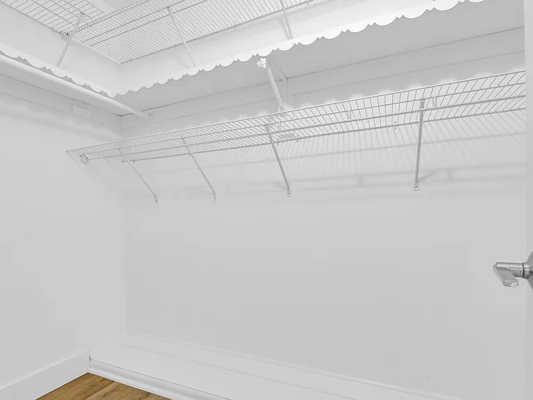 701 Appleby St — Photo 29