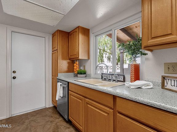 4th image of 16020 N 25TH Drive