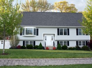 4 Sequoia Dr, Wilmington, MA 01887