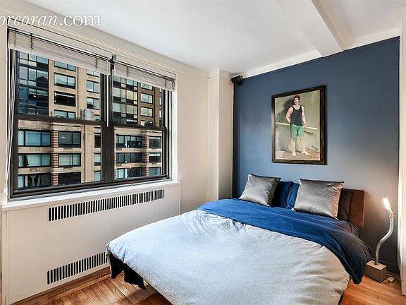 2nd image of 160 7th Ave #1004