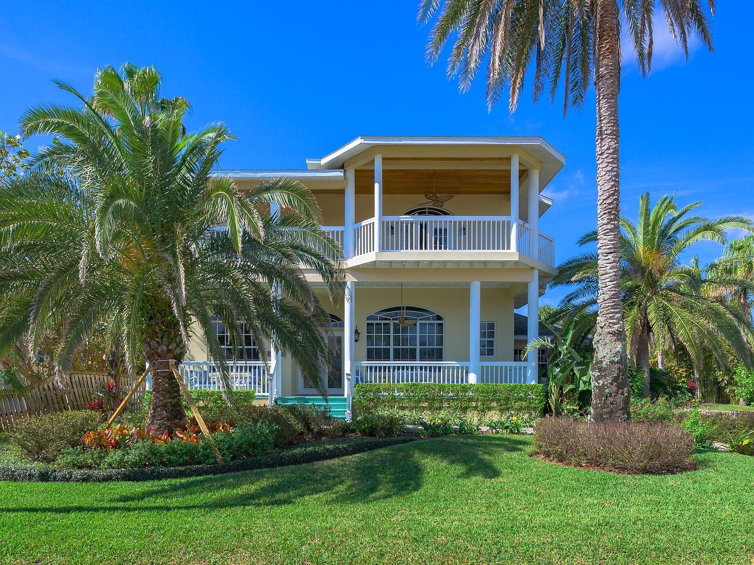 2118 Ocean Dr, New Smyrna Beach, FL 32169 | Zillow