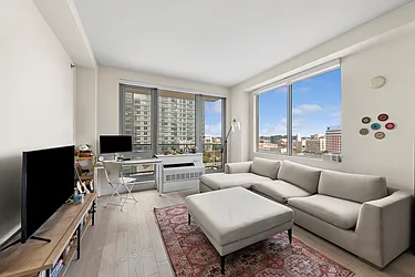 44-15 Purves Street, #15C