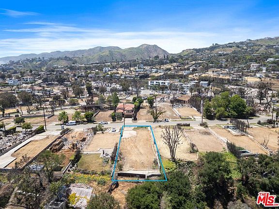 3rd image of 640 N Las Casas Ave