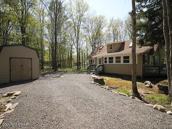 4th image of 106 Pottery Dr