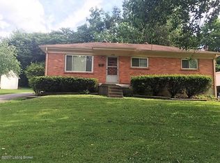 1090 Springview Dr, Louisville, KY 40219