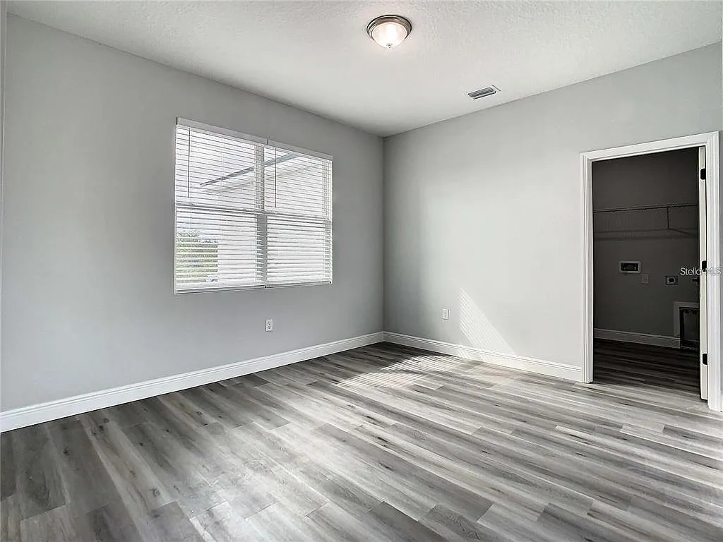 4 bed, 2.5 bath, 1903 sqft, $2,650 — Photo 4