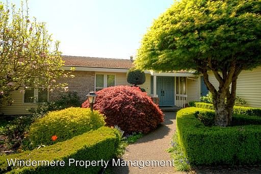 4th image of 5839 NE 181st St