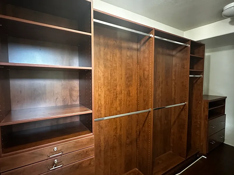 894 Sausalito Dr — Photo 14