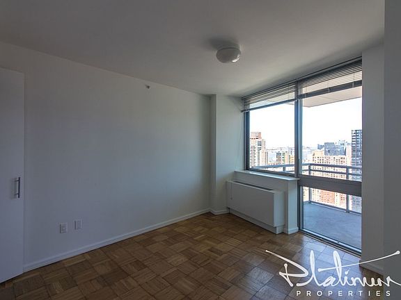 5th image of 505 W 37th St Ph I