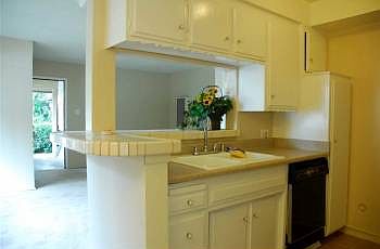5th image of 8919 Longden Ave APT 1