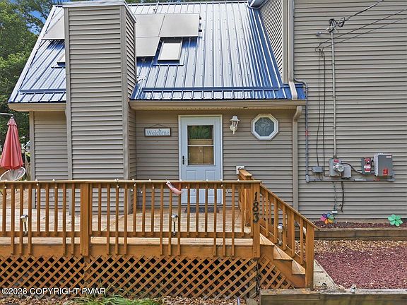 5th image of 183 Eliot Ln