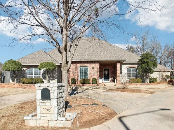 2205 Amber Rd, Oklahoma City, OK 73170