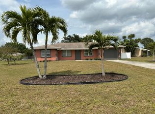 285 SW Bridgeport Dr, Port Saint Lucie, FL 34953
