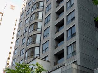 55 Bloor St E #1601-C08, Toronto, ON M4W 3W6