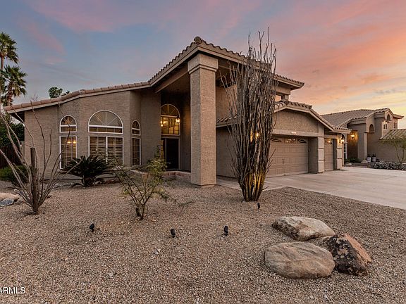 4th image of 1363 W MUIRWOOD Drive