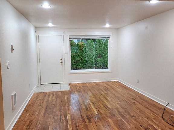 4th image of 521 N K St APT C