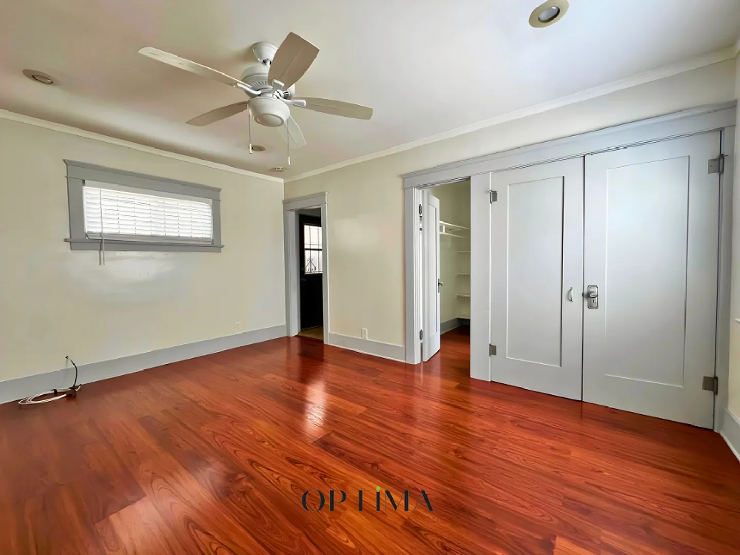 1170 Cherry Ave — Photo 3