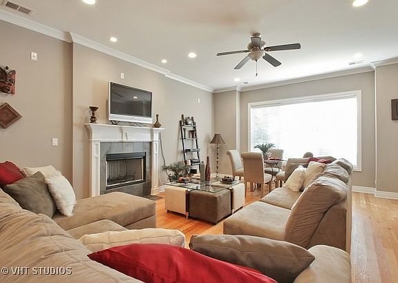 2nd image of 4325 N Cicero Ave #1S