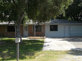 1011 S Kansas St, La Porte, TX 77571