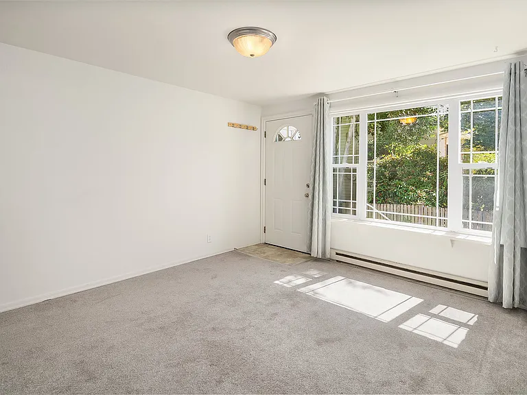 5444 Kirkwood Pl N #2 — Photo 11