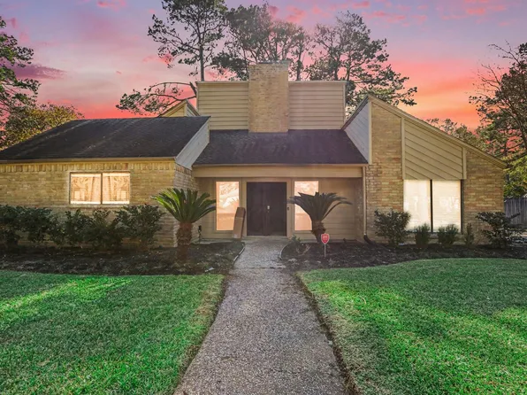 17406 Spicewood Springs Ln, Spring, TX 77379