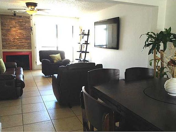 3rd image of 326 Villa Canto St