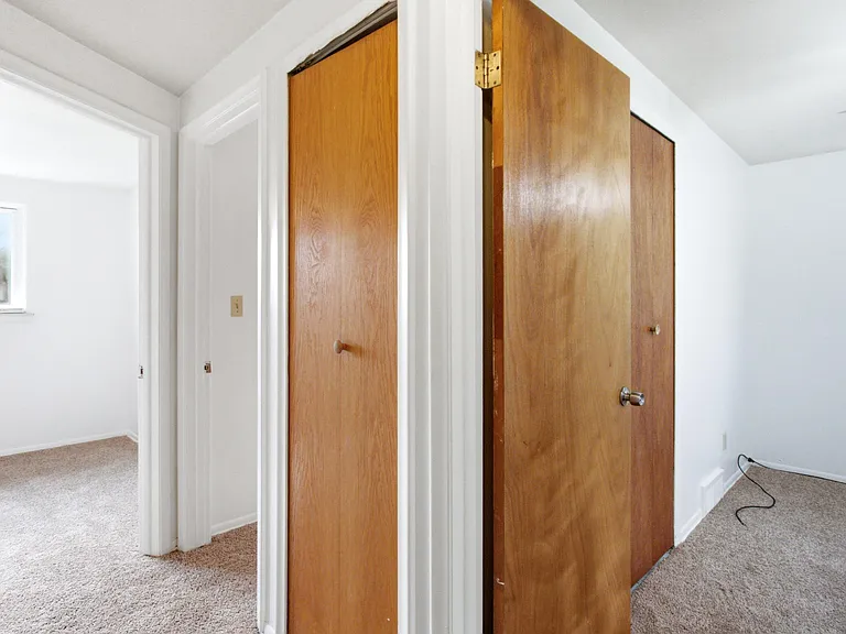 3840 Williams St — Photo 9
