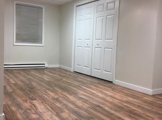 21 W Main St APT B, Pen Argyl, PA 18072