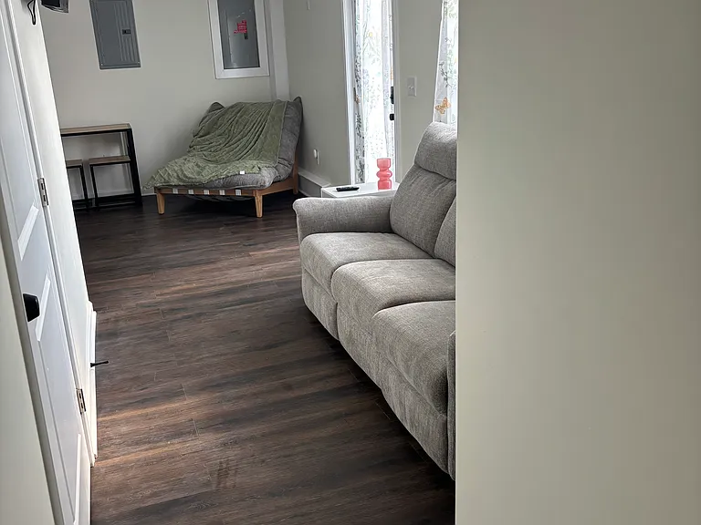730 Chelsea Ct — Photo 3