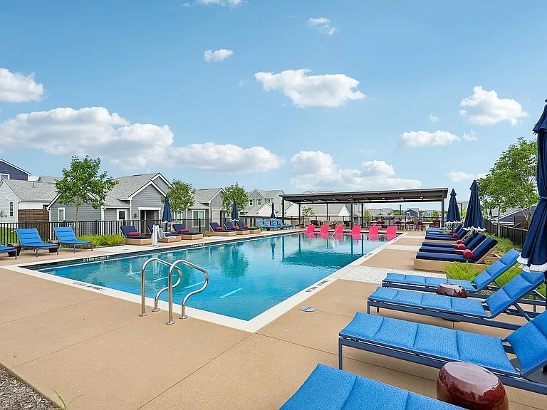 YardHomes Rowlett Creek Swimming Pool